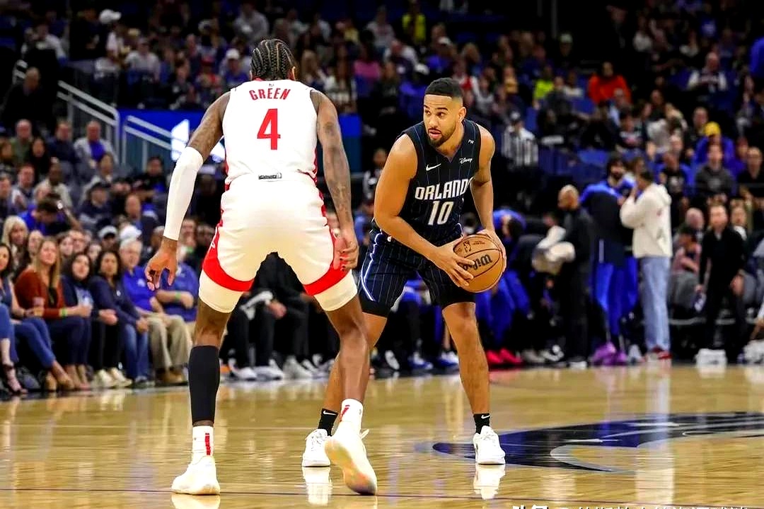 ayx爱游戏电竞-包含转折点休斯敦火箭再遭质疑，NBA常规赛今夜攻防权衡，气氛紧张，训练强度明显提升的词条