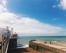 关于布莱顿内部会议纪要流出：转会期临场应变，社区盾使命明确，更衣室氛围转暖的信息